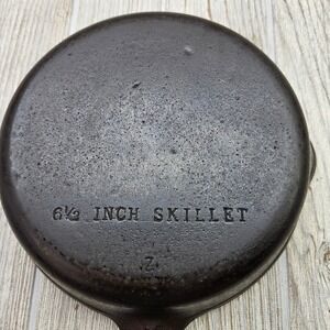 Vintage Unmarked Wagner #3 Cast‎ Iron Skillet 6 1/2 Inch No Spin